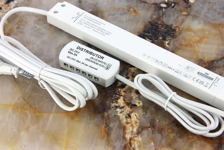 DRX30 - led driver SNP 30Watt - 24Vdc - max. 6 keukenspots