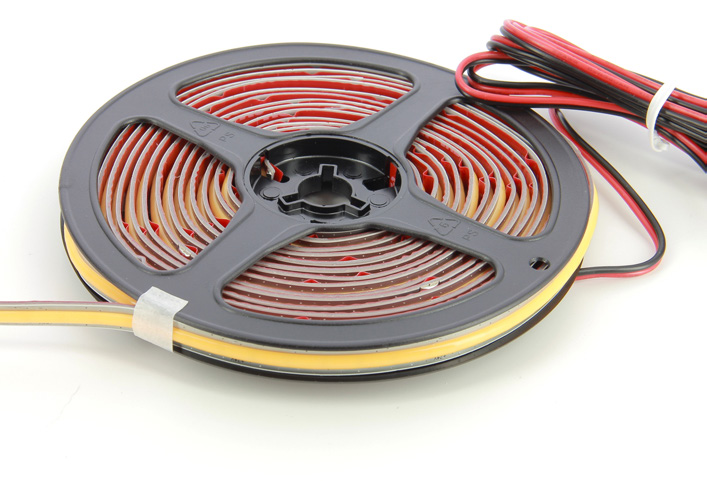 Free-Cut ledstrip - 10Watt/m - 2700K - rol 5m 2m aansluitsnoer 24Vdc IP20